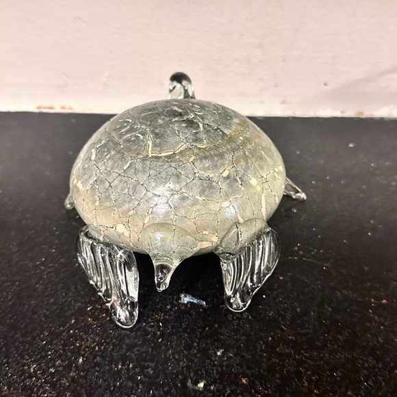 Glass Turtle Figurine - Picture 2 of 5